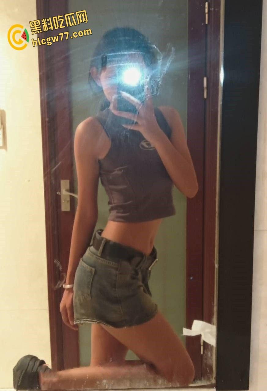 推特情侣泄密自拍,清纯反差尤物捆绑调教,口爆肥臀掀情欲狂潮!-6