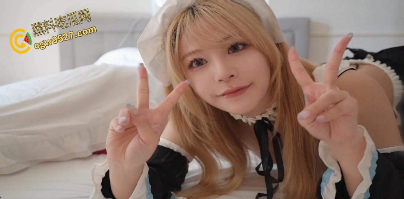 Myfans极品樱花妹【Ycancan】,女仆主动舔屌服务,舌头跟电动小马达似的,男友视角看小母狗淫态!-1