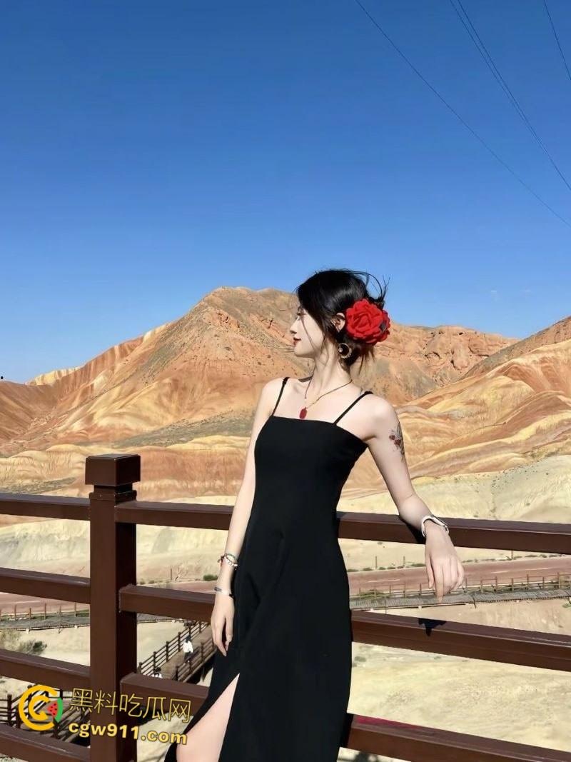 浙师大金融系学霸【赵艺涵】，化身魅惑尤物，穿情趣内衣酒店勾魂。与男友狂热交欢，甜美呻吟高潮连连！-2