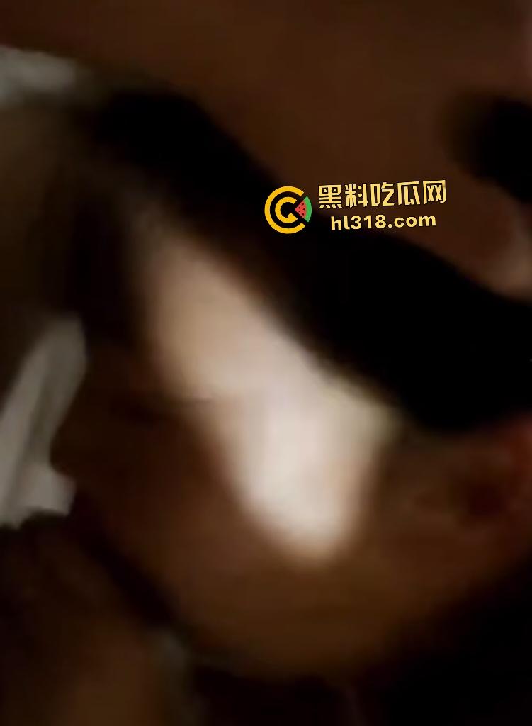 山东济宁老妈来经期不管三七二十一与儿子开房,爆菊加深喉,头发都没干就来帮儿子清理鸡巴!-7