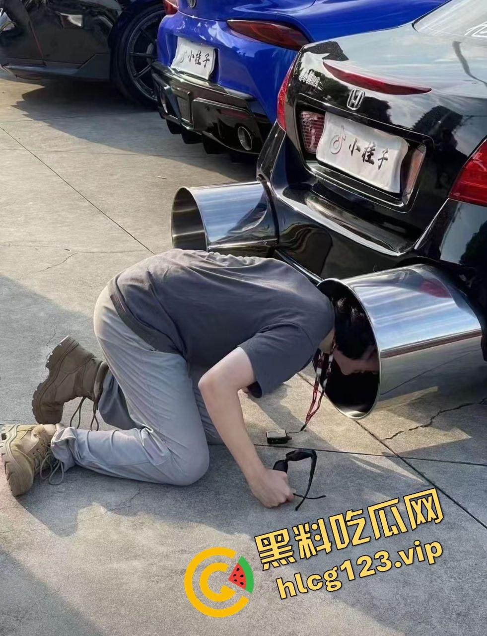 广东抖音网红改装车离谱!排气孔大到能塞下一个人,玩得也太过分了吧!-6