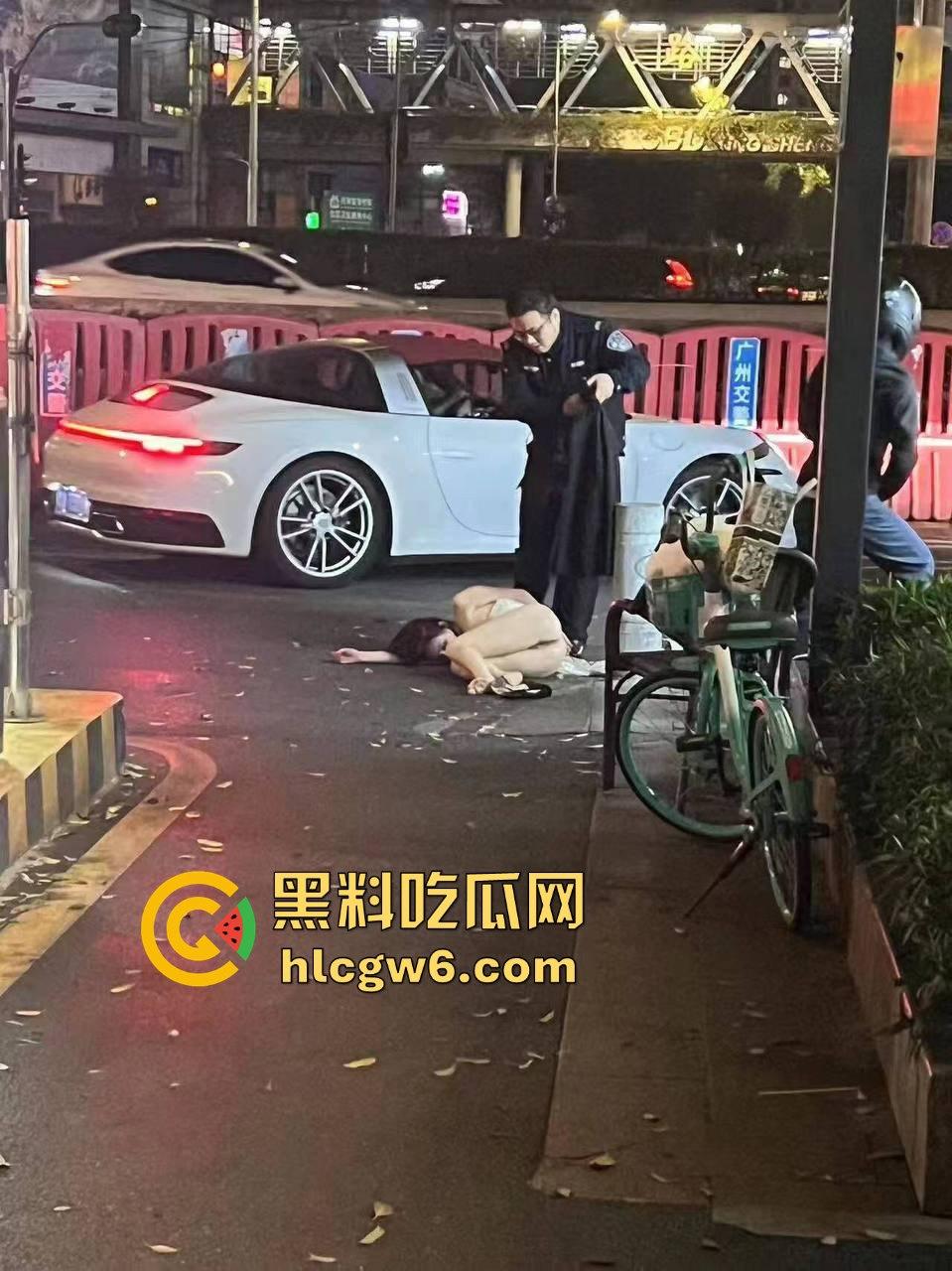 广州街头酒吧醉酒小母狗捡尸被车震 操完直接丢垃圾一样处理全裸扔路边 女孩醉酒变成肉便器的下场太惨烈!-4