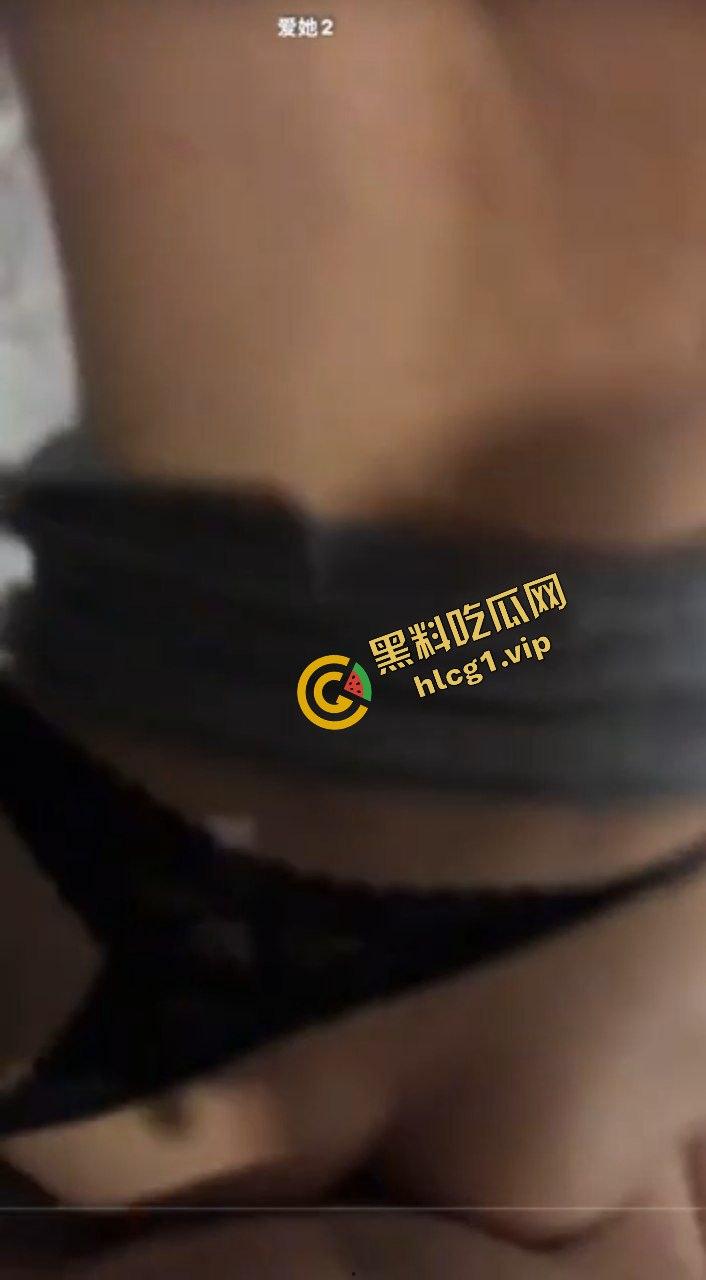 爱她就满足她!性欲爆棚人妻母狗『邹娜』以不爱我为理由与男友分手 惨遭曝光!-6