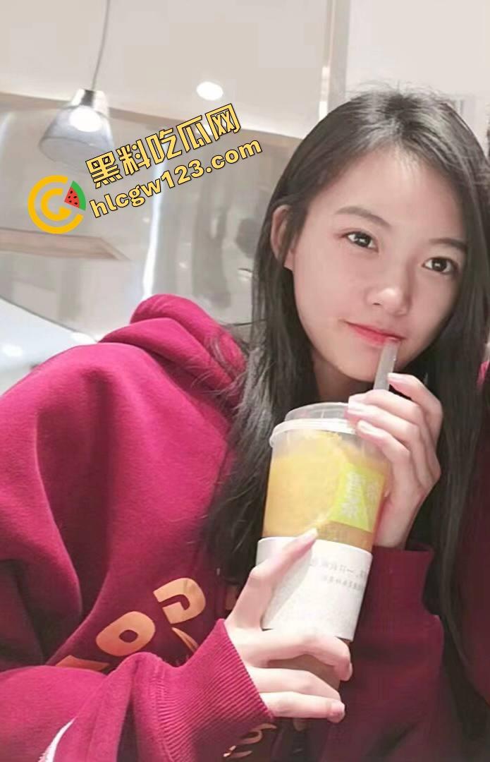 操翻一个高智商母狗是什么体验?清华系的清纯妹『赵雪』每次都要被当街调教到口爆才肯回宿舍!-1