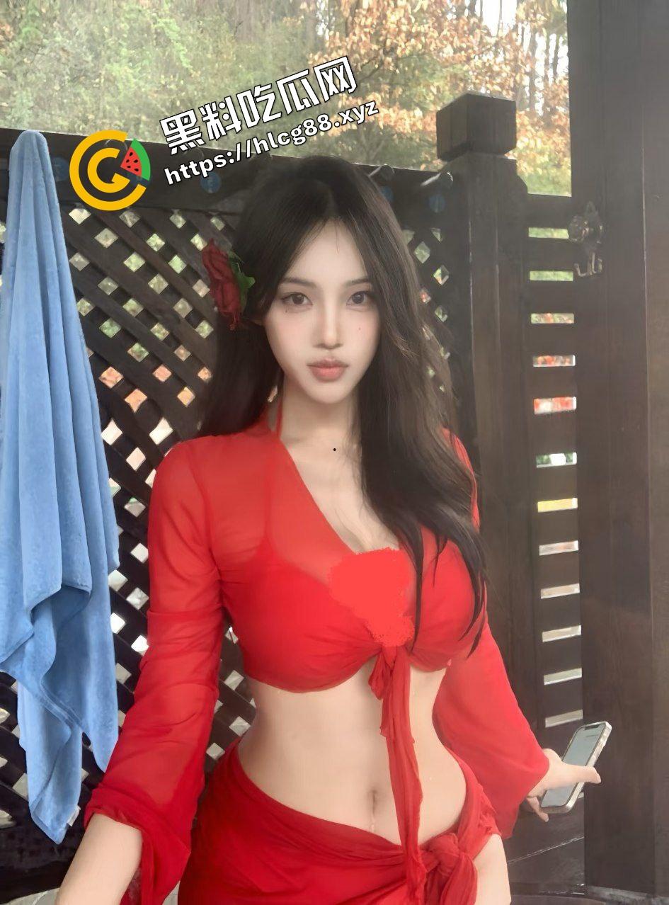 小蝌蚪找妈妈猎奇调教!将骚鸡少妇丢进池塘喂小鱼,发臭骚逼吸引蝌蚪钻逼与卵细胞结合!-4