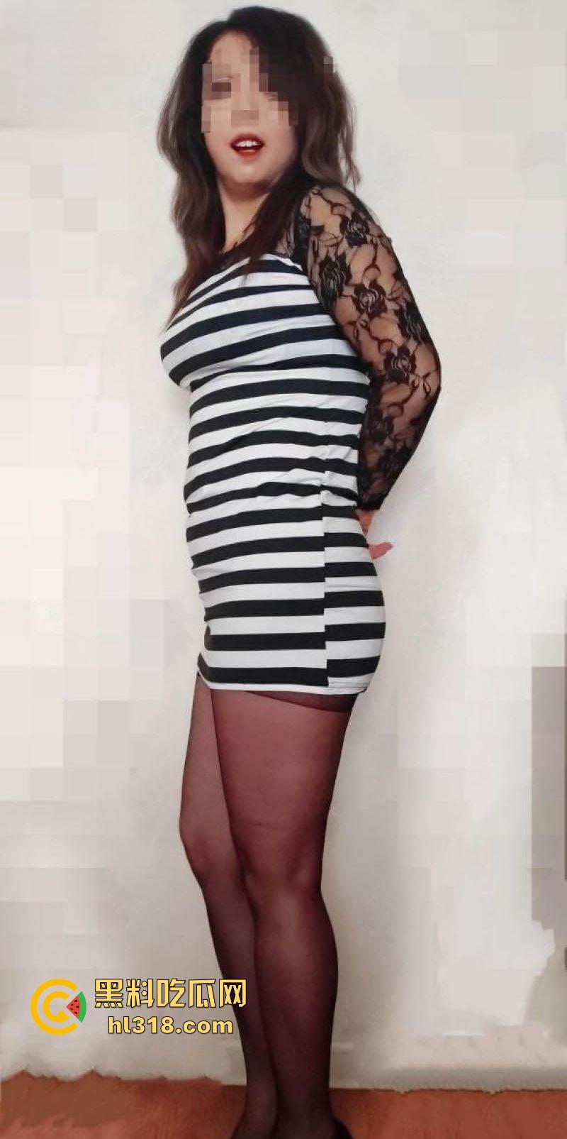 海角乱伦,约炮同事妈妈,极品微胖熟女,黑丝下真空穿搭,无套猛插爆操,淫叫叫不停!-2