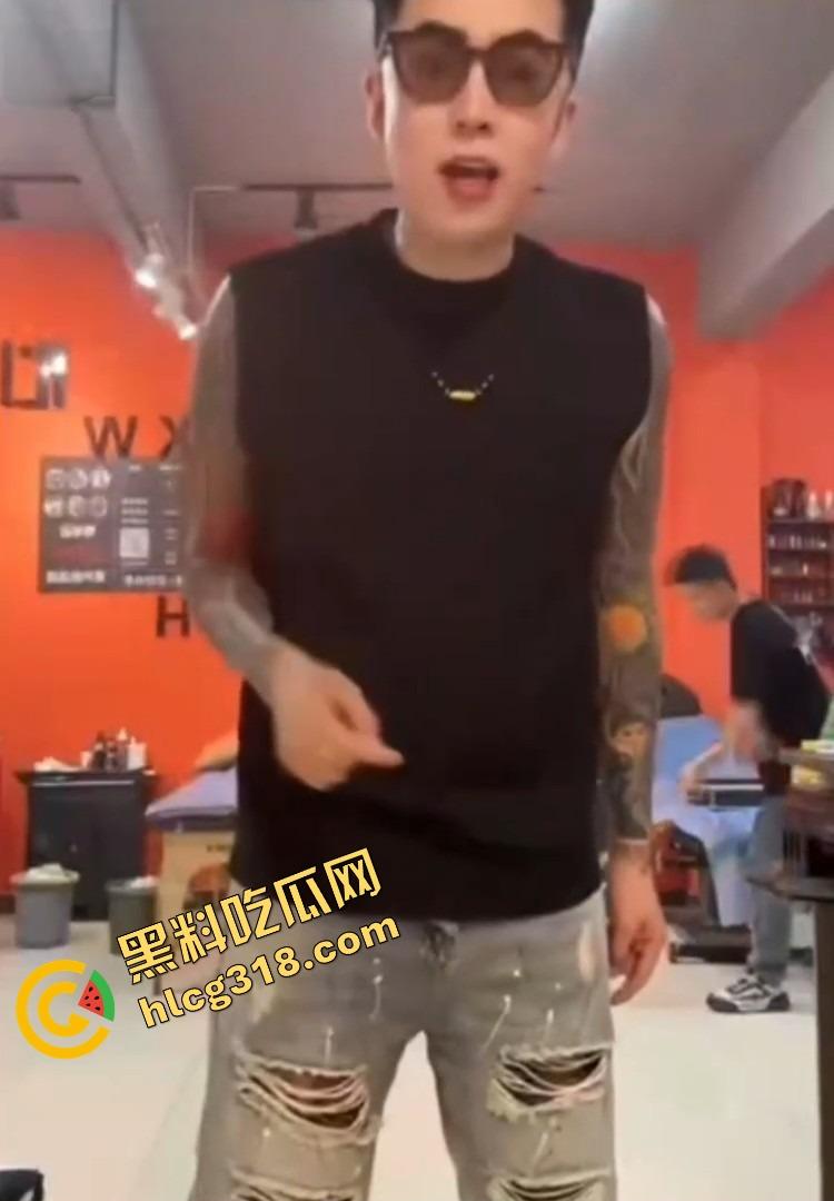 抖音网红『墨心纹画』天津纹身哥往牛子里嵌十几颗珠子,活体狼牙棒爆操婊子爽到嗷嗷叫全程曝光!-9