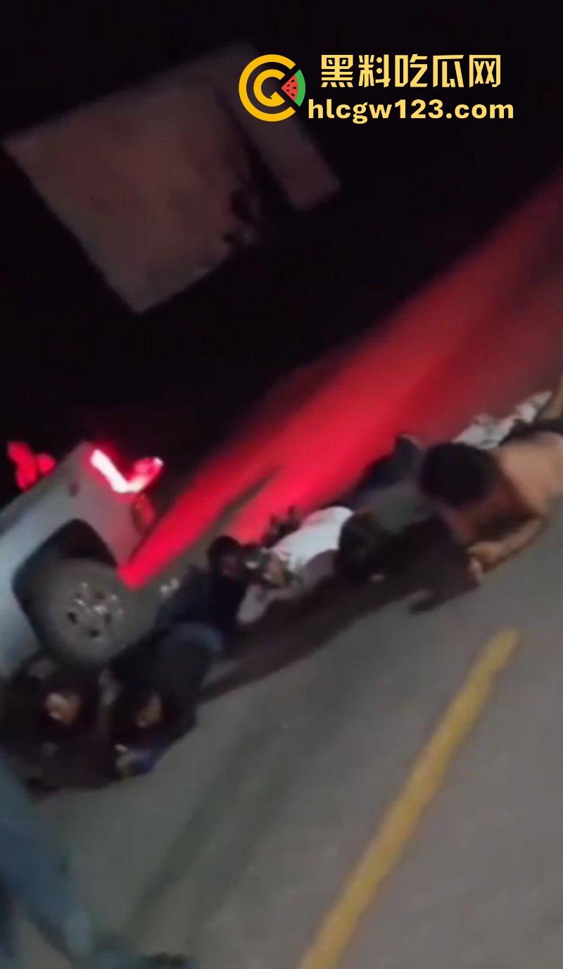 墨西哥锡那罗亚贩毒集团 8名成员遭【Mayo】派俘虏后枪决 现场视频流出!-4