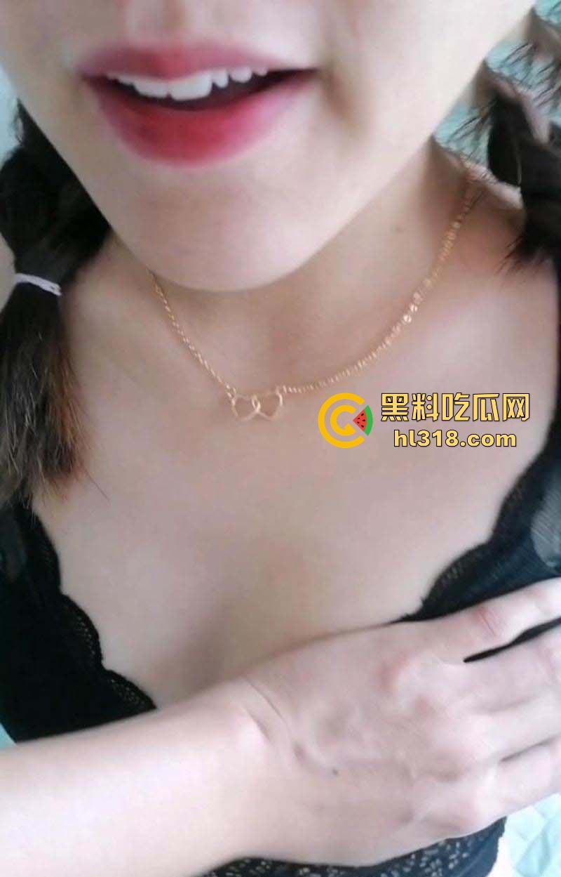 海角乱伦，把大嫂开发的越来越骚了，时刻都都逼痒，家人刚走就发情色诱勾引，真是饥渴！-5