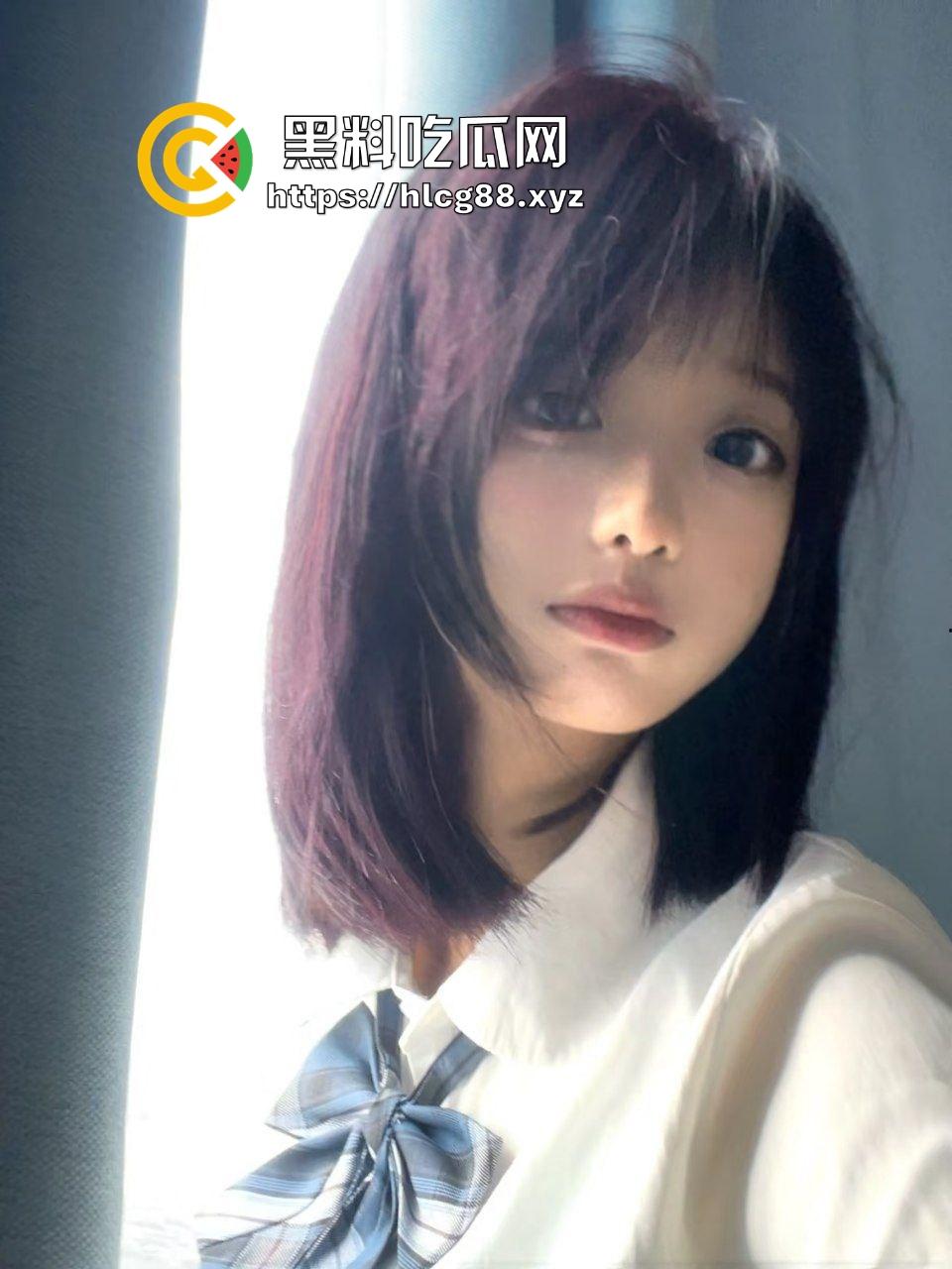 职高清纯小太妹大展鲍鱼,金逼高价约炮大哥,不敢操太快,慢慢抽插品尝粉嫩白虎小鲍鱼!-4