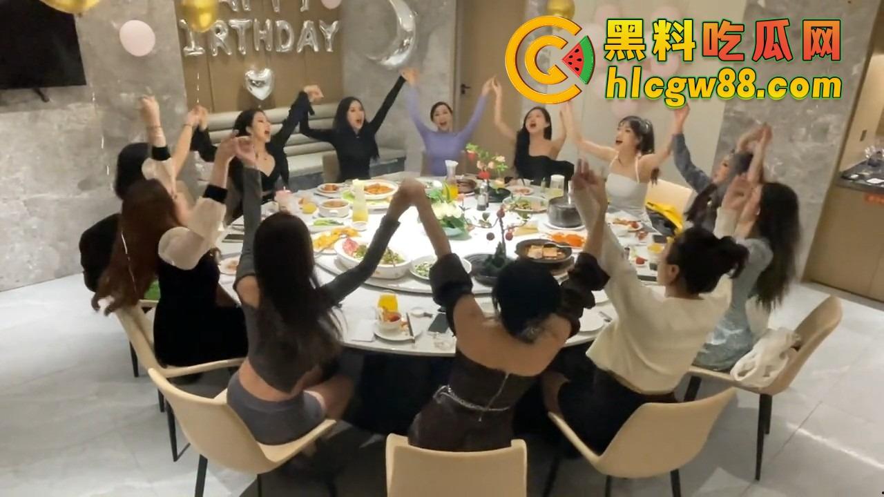 名媛聚会到底怎么玩?黑料记者揭秘,白天喝红酒吃大餐,晚上KTV趴墙抖臀大赛,精致皮囊下全是骚浪!-4