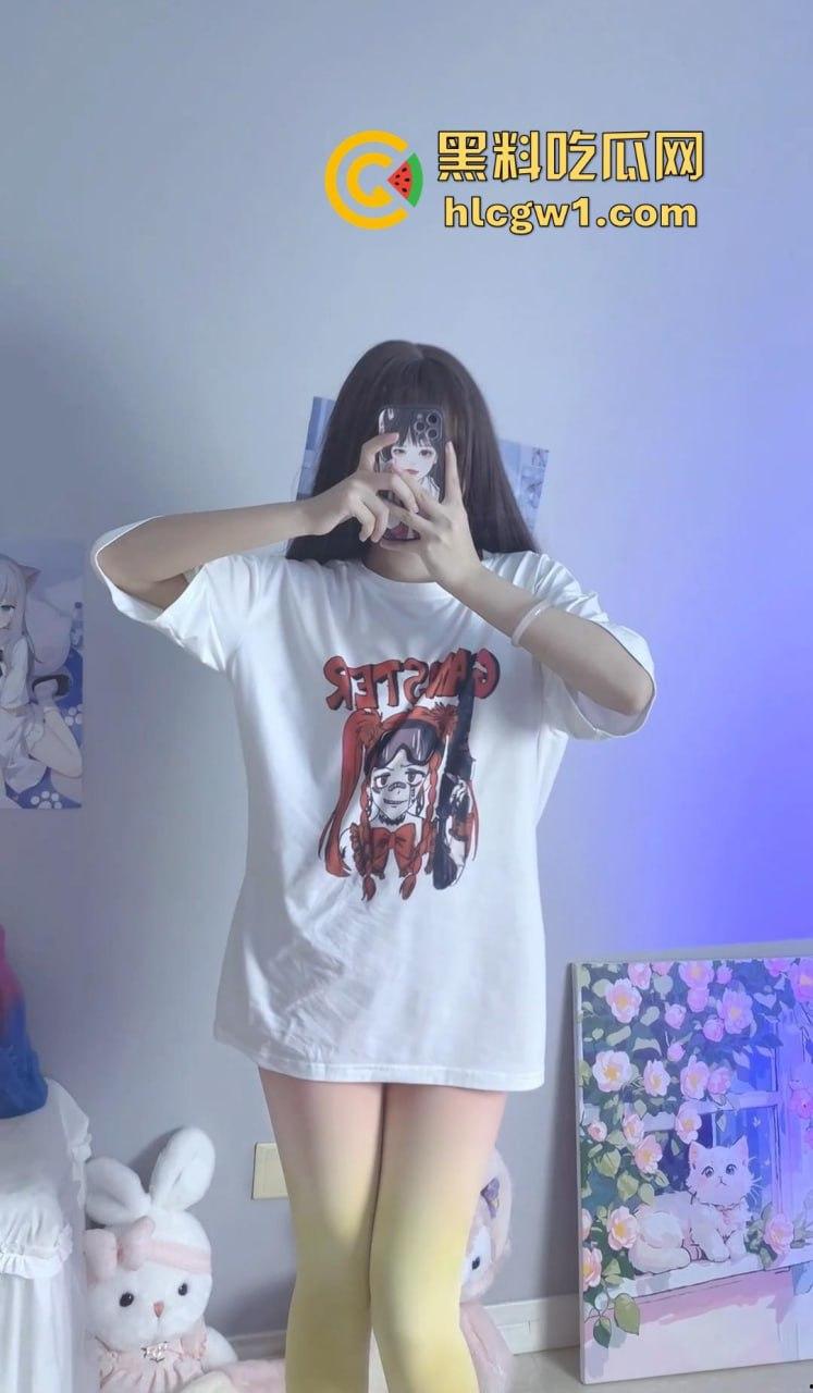 抖音风裸舞女神『小仙云』火辣出镜!逼上纹身劲爆身材,视觉冲击让人爽翻!各种热门BGM陪你冲到尽头!-8