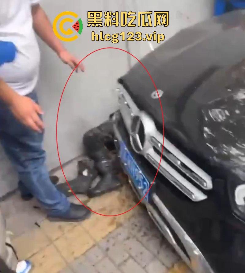 北京追焦师隧道拍摄惨被撞 女骑手当场吓傻 视频曝光事故全过程-5