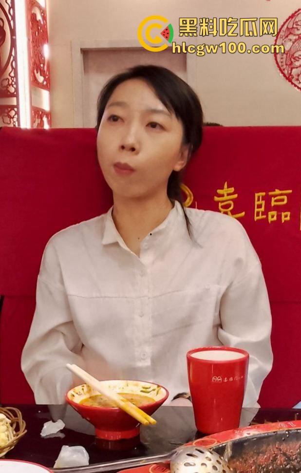 河北瓜友爆料前女友母狗本性,破处后解锁新世界,天天要操2次还背着出轨被操松了,舔逼都能感觉到刚被干过!-2