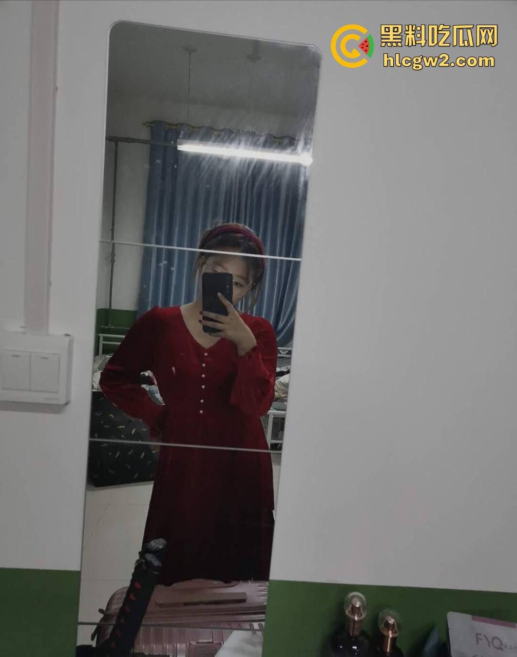 瓜友投稿酒店约炮极品良家人妻 无套直入内射 骚逼水多夹得紧 干得小少妇娇喘不止 爽到飞起!-9