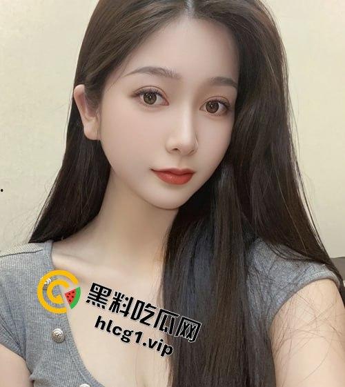 江苏新婚少妇『曹琳』孤独难耐!勾引男同事醉酒后回家啪啪!完美身材在深夜中被强力征服!-1