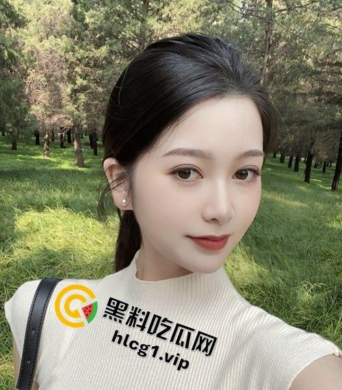 江苏新婚少妇『曹琳』孤独难耐!勾引男同事醉酒后回家啪啪!完美身材在深夜中被强力征服!-2