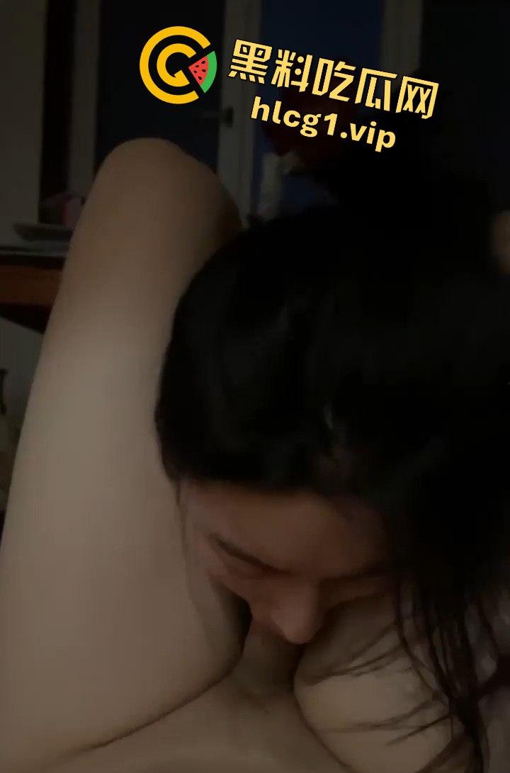 江苏新婚少妇『曹琳』孤独难耐!勾引男同事醉酒后回家啪啪!完美身材在深夜中被强力征服!-10