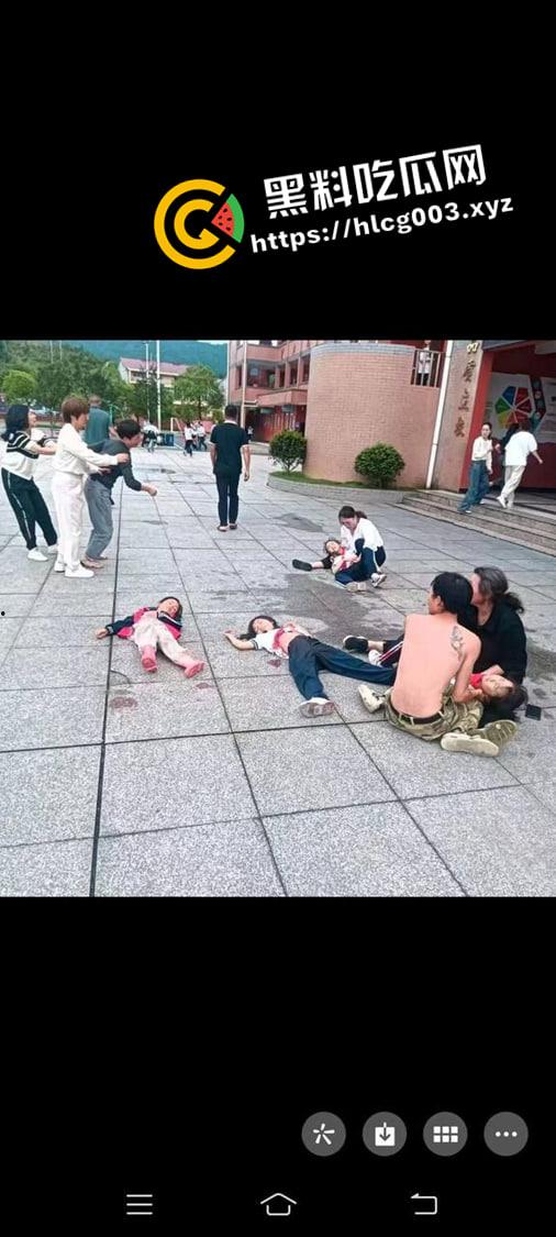 大瓜速递!江西贵溪特大伤人案现场视频流出 暴徒闯进校园狂杀老师和学生 血腥慎入-2