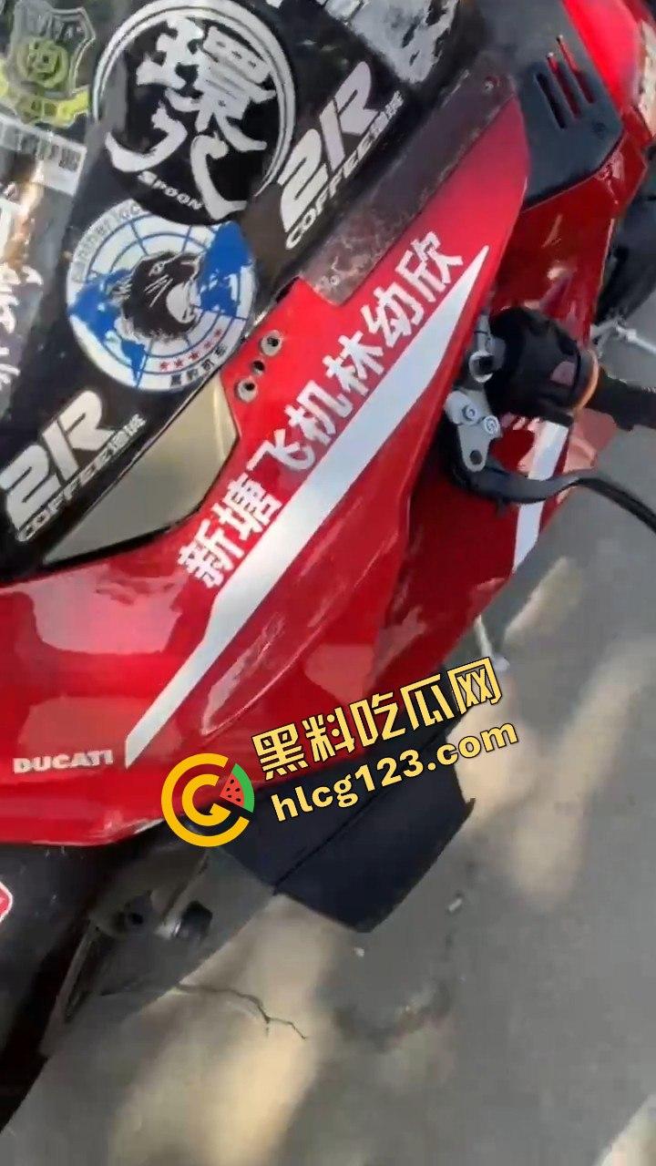 杜卡迪美女骑手林欣幼飙车遭撞飞!口吐鲜血倒地不起,机车女骑再度躺下!-8