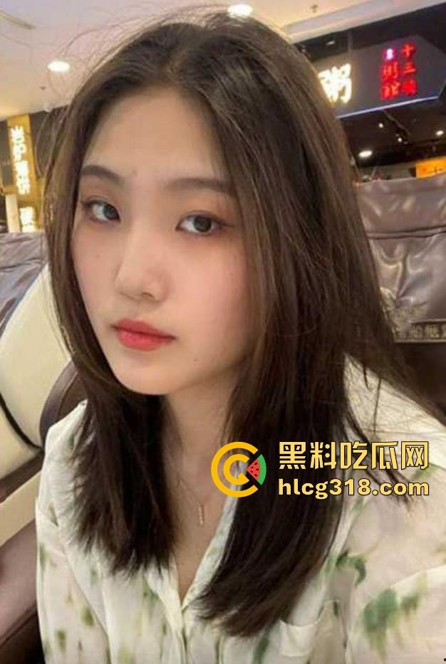 连云港职业技术学院微胖反差婊【王娅楠】真是王者爱好者 做爱期间还不忘开把王者 边操边打!-3