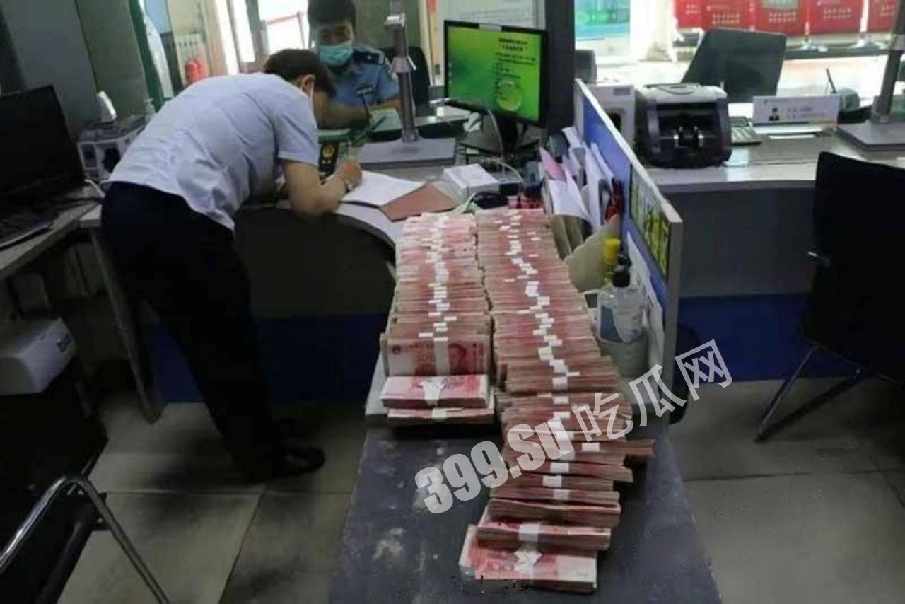 知名情色博主「亨利夫妇」陨落!90 后夫妻自导自演拍淫秽视频 获利 365 万 被判 10 年-4