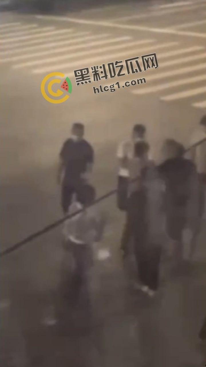 扬州西湖镇7月11日强拆风波,神秘人员暴力殴打致多人住院!-7