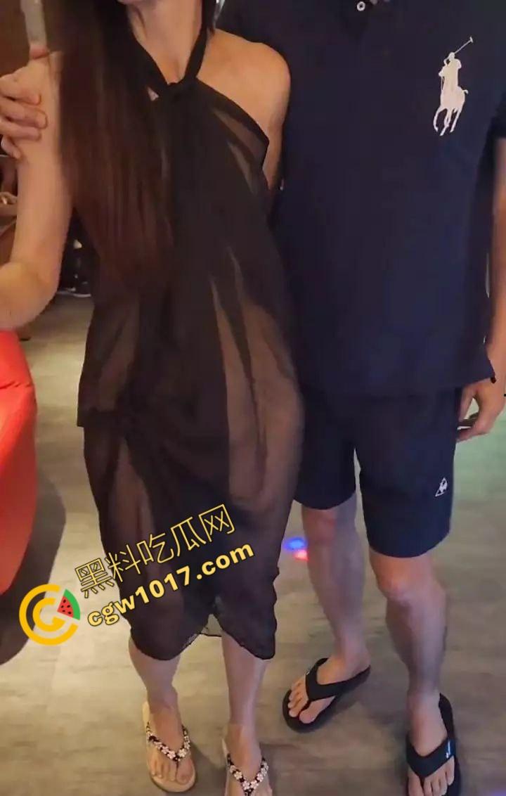 极品人妻【Sexygirl】为金主庆生:透视装迷情,美乳骚穴尽显,激情摩擦下欲望猛涨,酒吧尽显淫靡风光-4