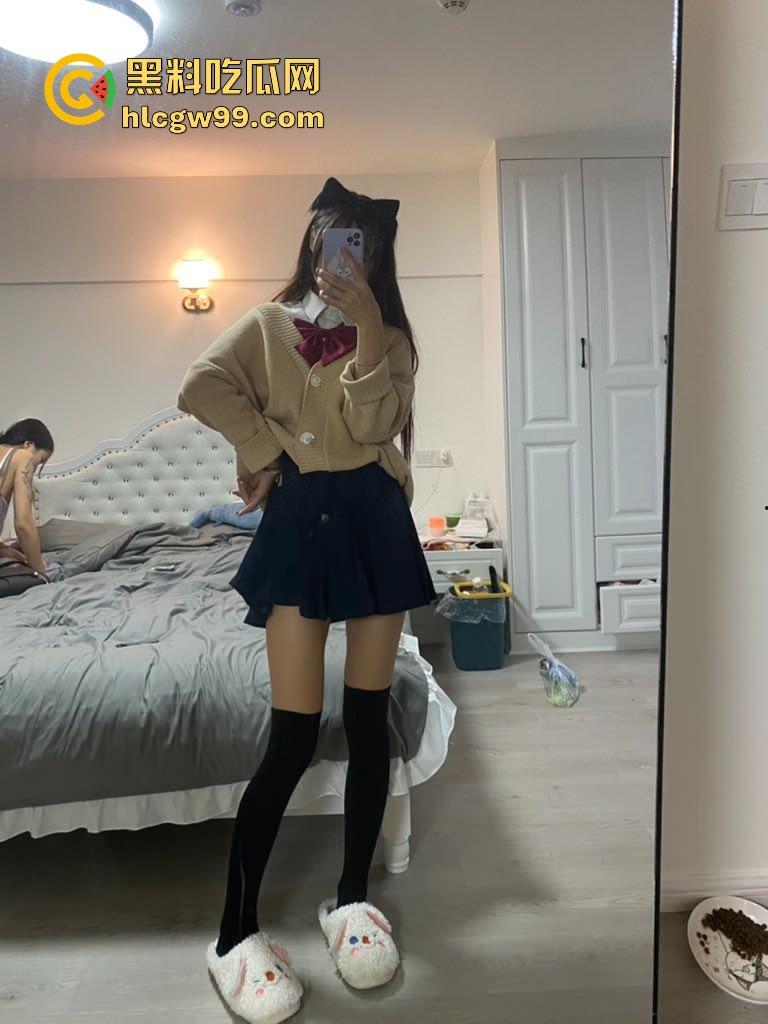 极品白虎少女『neko酱 』天生白虎萝莉圣体贫乳,粉嫩乳头配可爱脸蛋,这种致命反差谁能不心动?-6