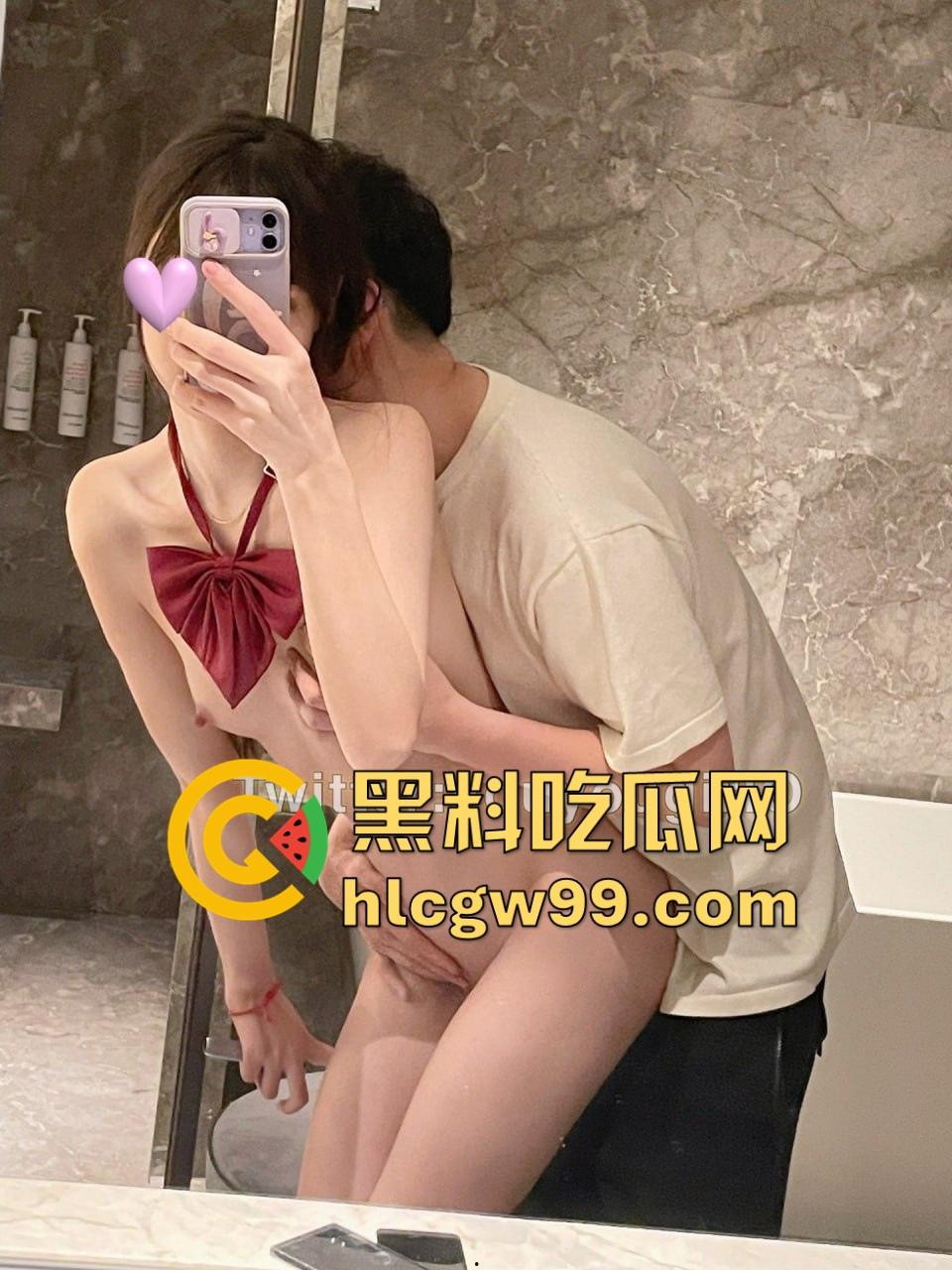 极品白虎少女『neko酱 』天生白虎萝莉圣体贫乳,粉嫩乳头配可爱脸蛋,这种致命反差谁能不心动?-11