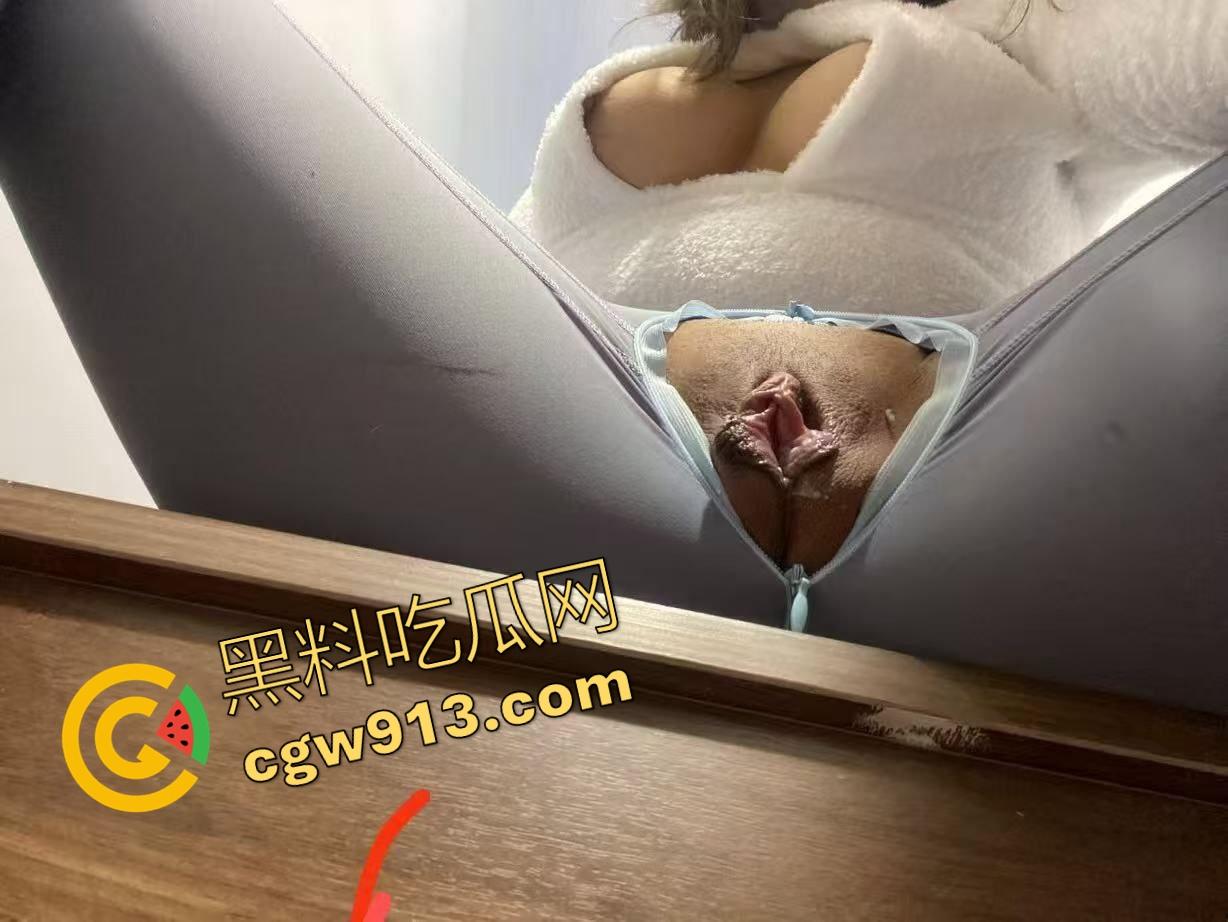 抖音女主播【马宝贝】康师傅矿泉水自慰视频曝光,康师傅躺赢热搜第一,1元矿泉水玩出百元自慰棒的效果!-10