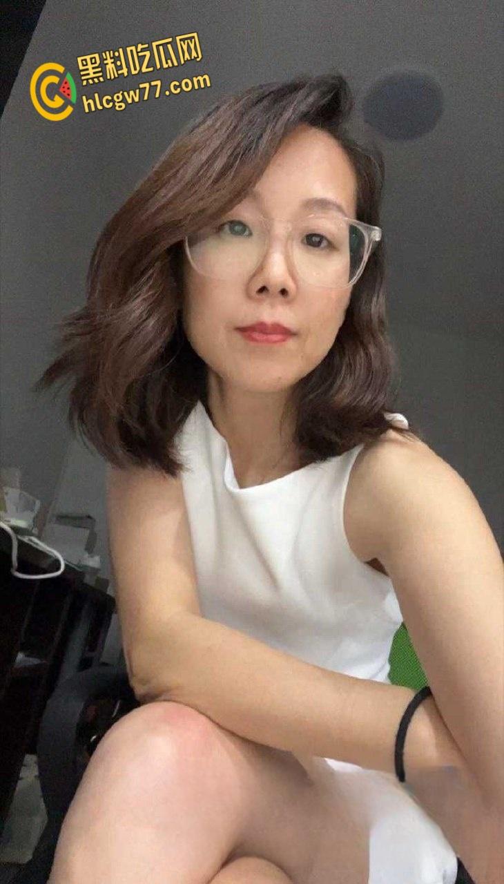 涡阳女校长黑丝诱惑,爆操视频席卷全网,风骚尤物勾魂摄魄,教育圈大戏火辣上演!-3