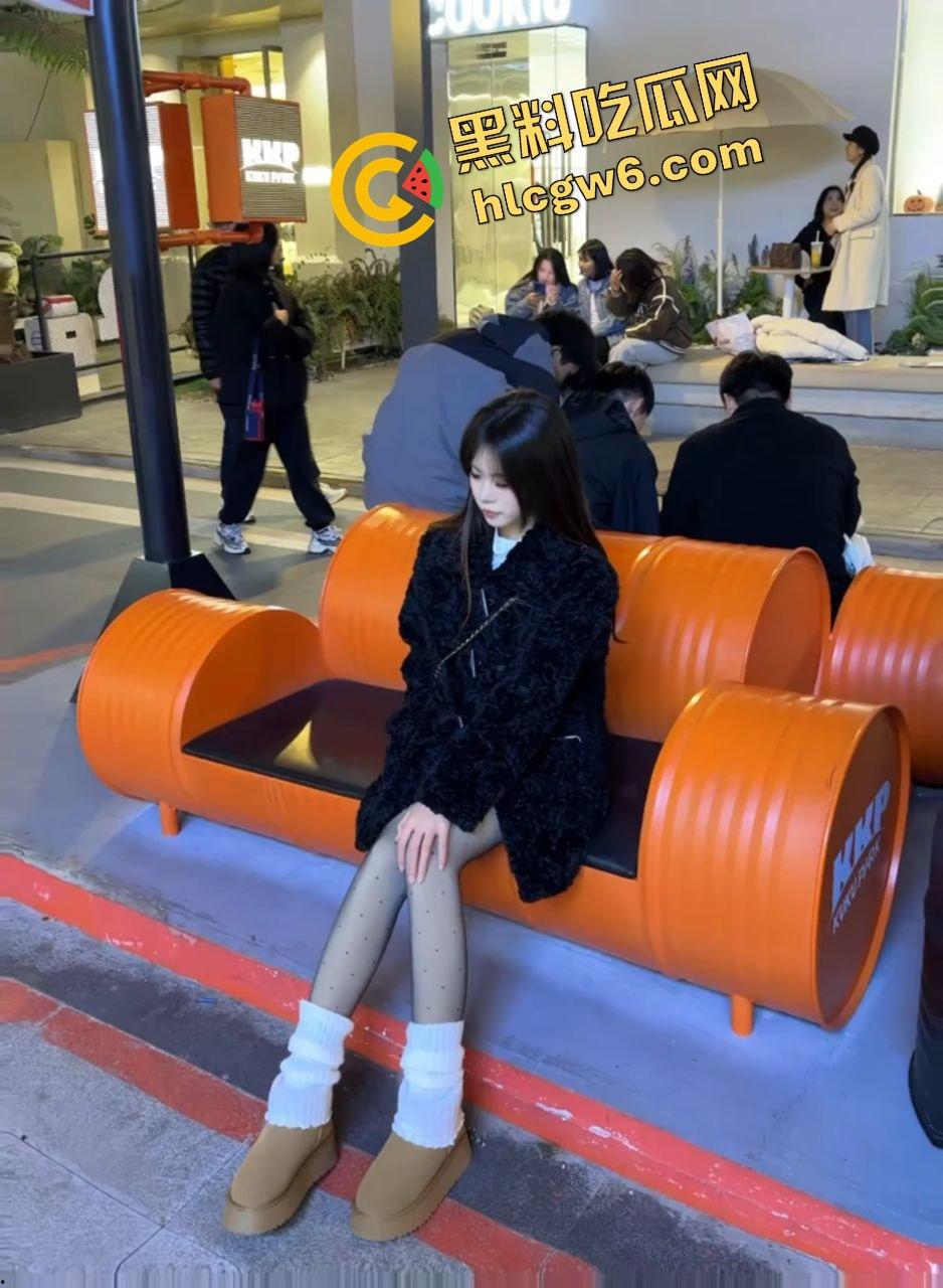 河北女子职业学院清纯女大反差鸡婆『陈苗婷』大学下海做鸡服务单男 反馈爆操抓不住奶!独家流出!-5