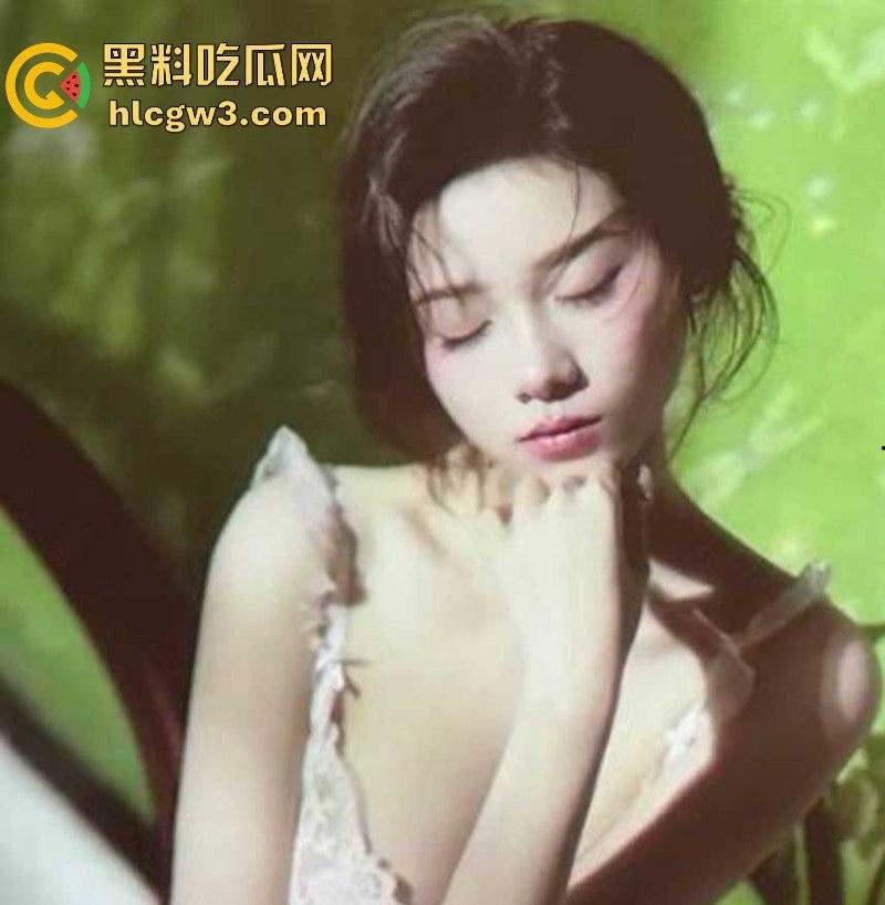 21岁模特级绝品前女友【蔡玲】被渣男泄密裸聊视频 还是一位喜欢吃鸡操逼的反差母狗!-4