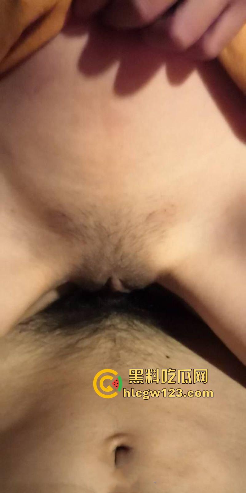 山东舞蹈老师【程一倩】失恋后放飞自我 穿着性感黑丝约炮 惨遭大屌猛男爆操彻底被征服 呻吟声酥骨令人脸红心跳!-7