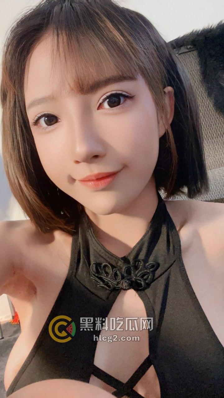 B站主播『大鹅炖蘑菇’』给榜一大哥的福利意外曝光,真的是骚婊子-3