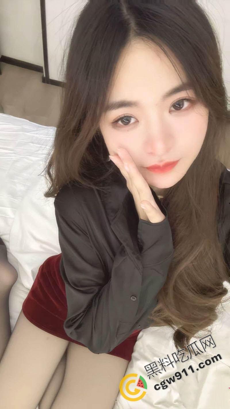 深圳懿德轩76号女技师被瓜友爆操视频流出!腿长细腰翘臀,C杯美,制服诱惑,视觉触感双重冲击-1