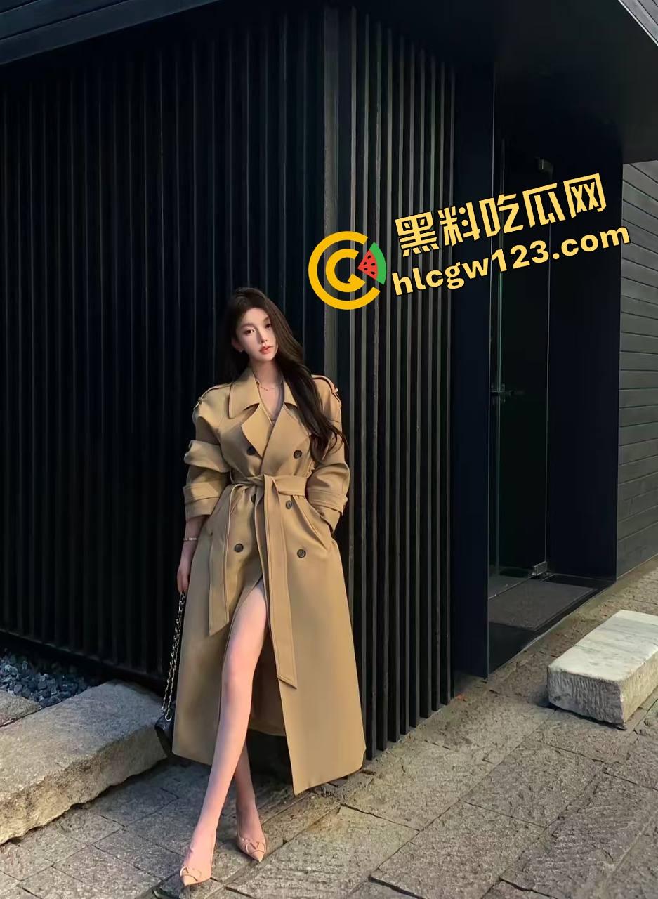 前任的U盘挖出来了，里面的奶和逼比记忆还真实，群友打完飞机决定公开，独撸不如群射！-5