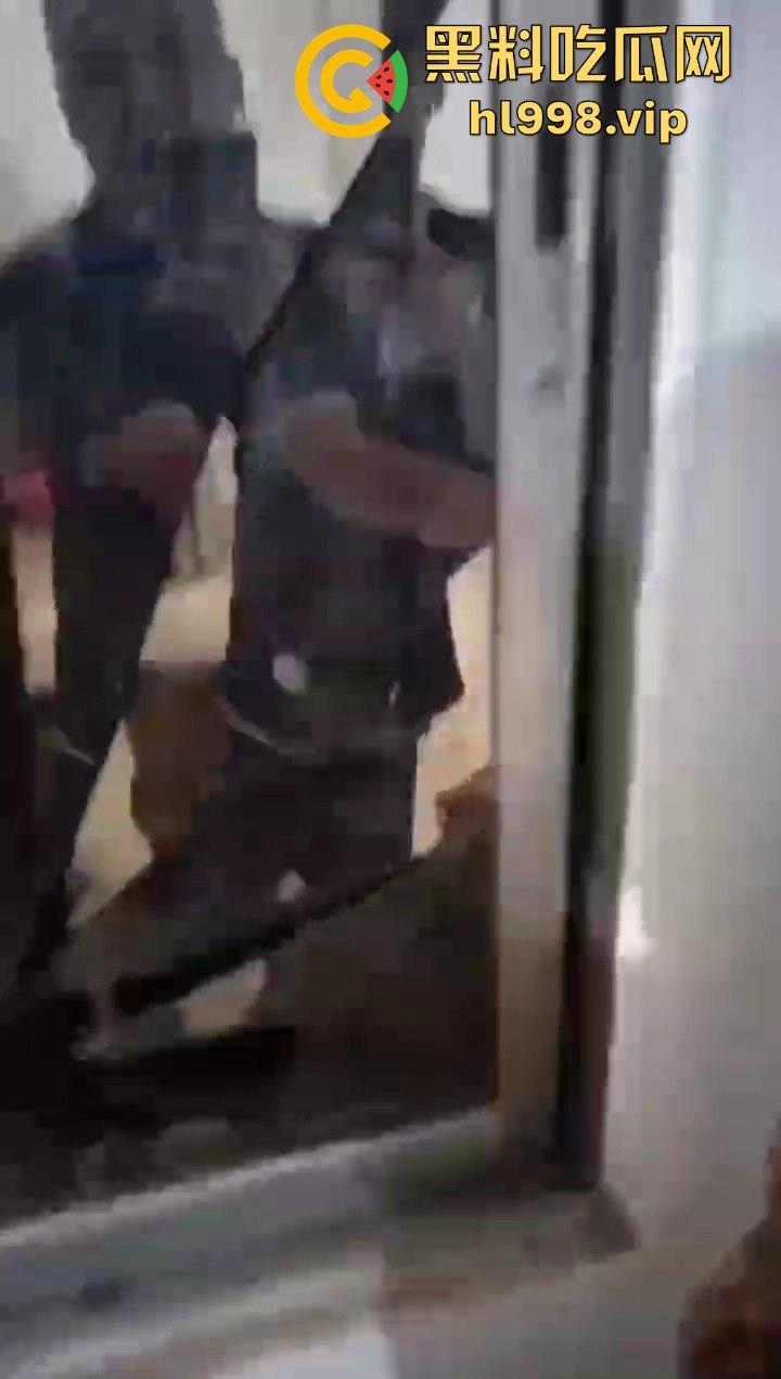 广西灵山凌晨一场大动静!五发导弹震穿黑夜,满天飞机飞来飞去!-8