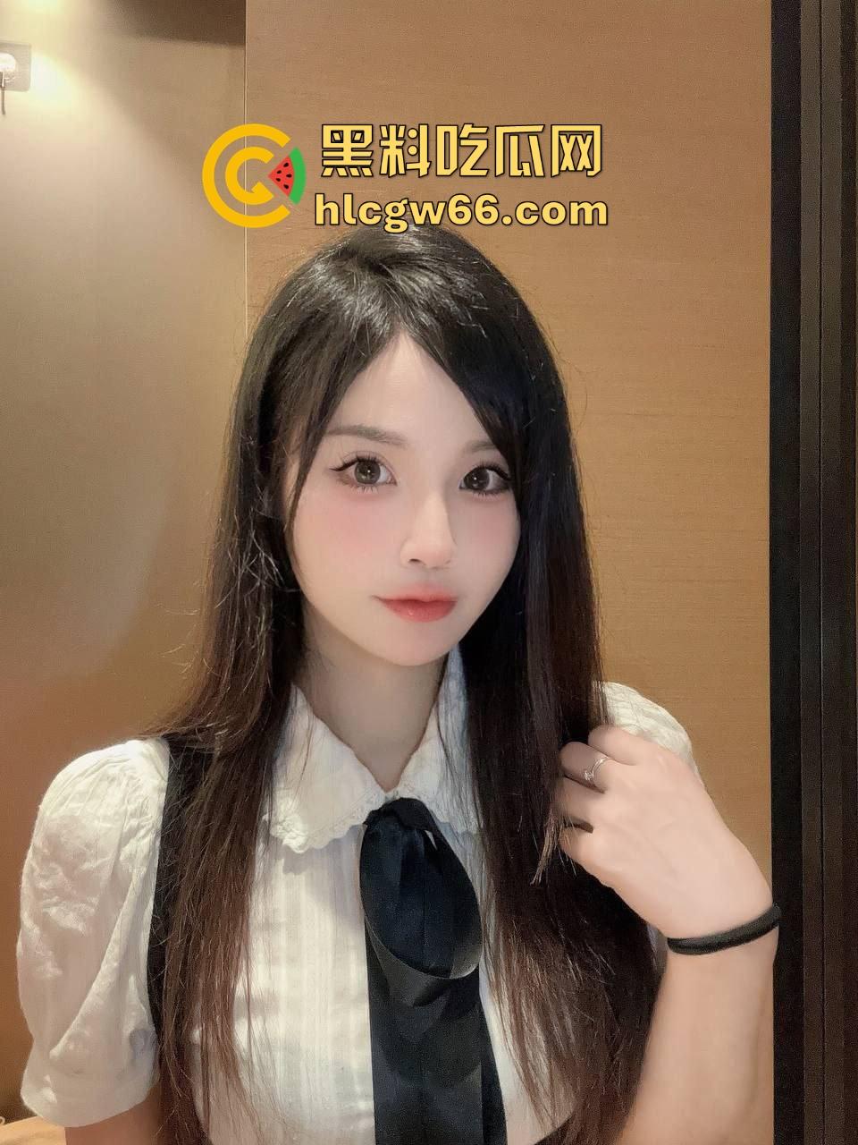 宁乡罗曼西饼屋惊现野战小情侣 春天到了又到了发情的时候 还有什么能够比野战刺激呢-2