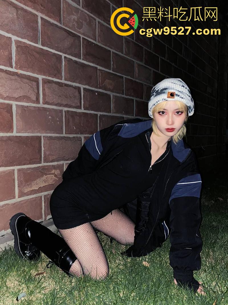 抖音同城约炮coser,御姐颜值长腿肥臀,身材性感极致诱人,穿性感黑丝勾引网友,自拍视频流出!-4