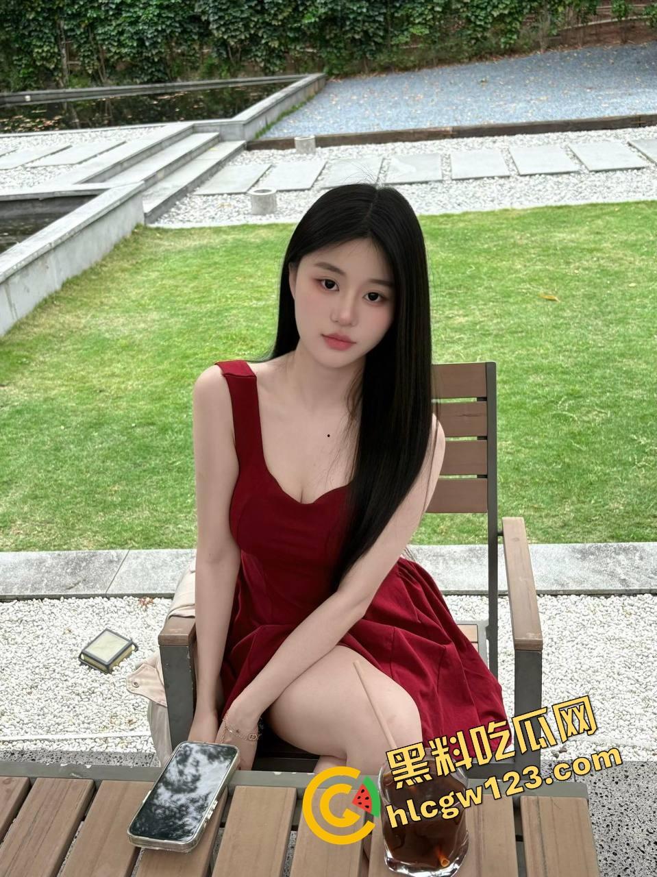 杜蕾斯YYDS,女主播直播授课教你精准插入,卖套顺便上插入技巧教学,全程不提套但句句不离套!-1