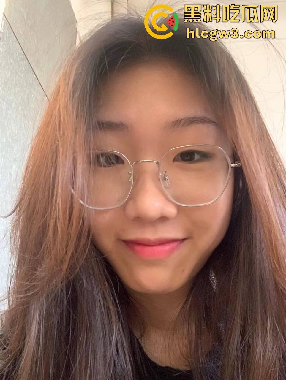 河北清纯反差女友【张梓萱】性爱视频疯传，娇嫩粉穴被操到翻白眼，叫声甜得腻人！-4