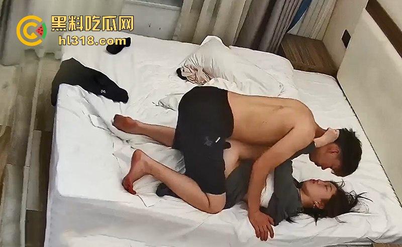 醉酒小仙女被男同事一宿操服,从推搡拒绝到69互舔激情做爱,各种姿势轮番上场面超淫!-6