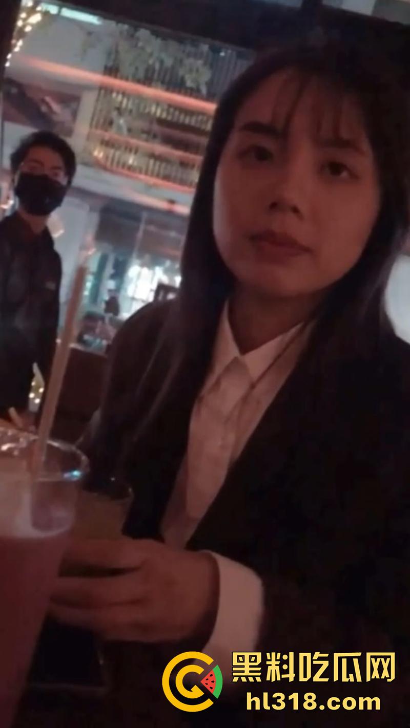 台湾极品幼师【赵舒妤】,细腰翘臀身材极品,背着男友和富二代偷情,结果视频被男友发现曝光!-3