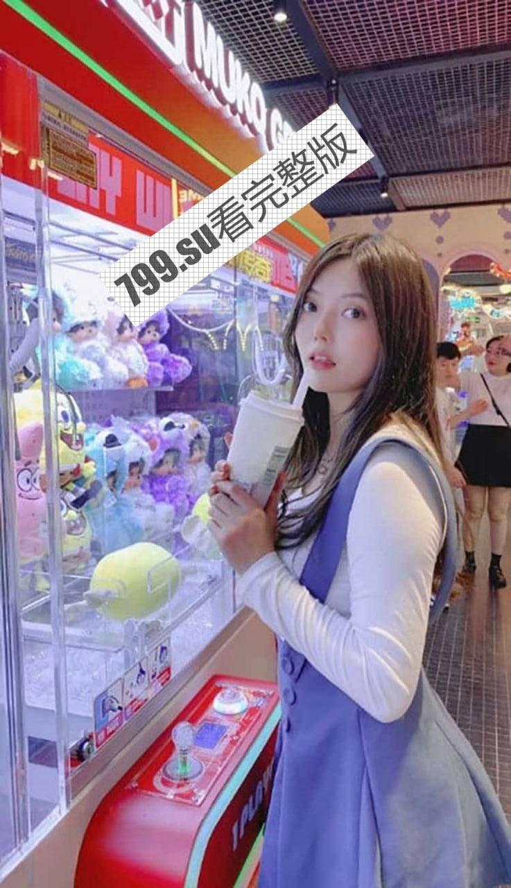 极度反差!上海音乐学院爆乳音乐老师 抖音只拍成人版 没想到私下那么淫荡-5