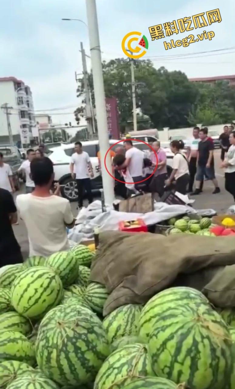 社会大姐就是‘刚’女子因感情纠葛捅伤男方母亲致死!-6