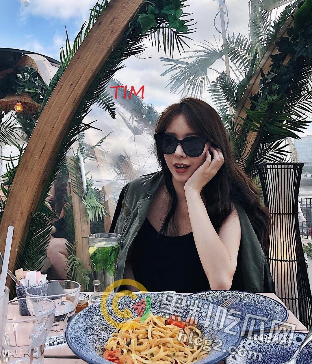 台湾新闻传播大学极品美女生活照与大尺度视频遭ICOLD外泄,床上表现让人惊叹!-8