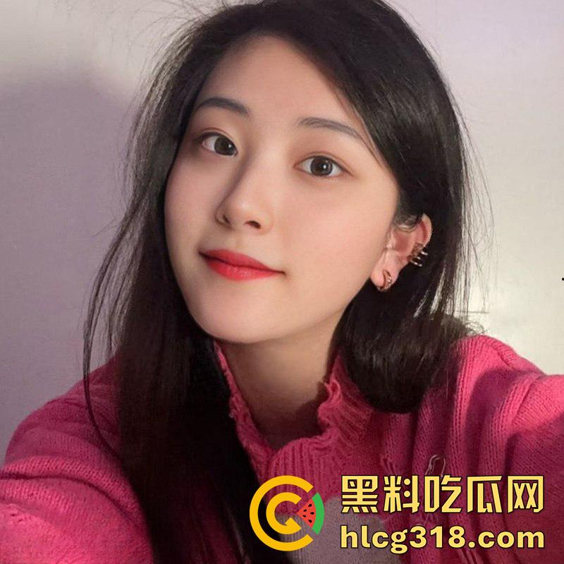 怀化中学语文老师【吕妍菲】,大奶肥臀身材顶级女神,下班化身狂野夜场尤物,热衷约炮娇喘不止!-2