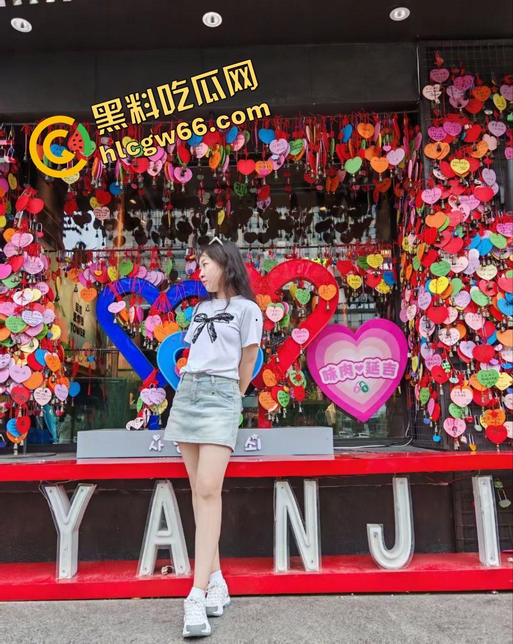 粉丝投稿92年母狗前女友英语老师『潘尧』操到颜射还能打教学电话，骚得不行还装正经！-8